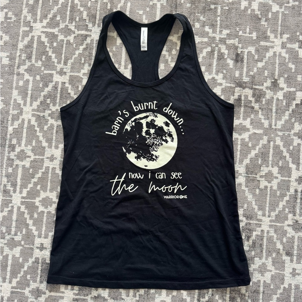 EUC Black Graphic Tank Top Warrior One Yoga Studio Orlando FL Barn’s Burned Down